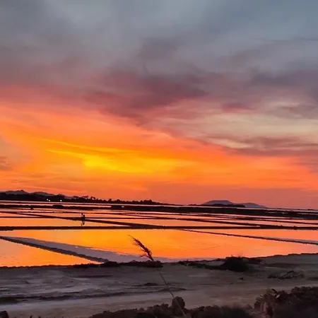 Rosa Dei Venti-laguna Dello Stagnone Villa *