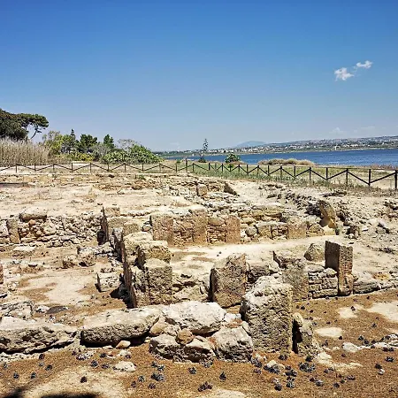 Rosa Dei Venti-laguna Dello Stagnone Villa